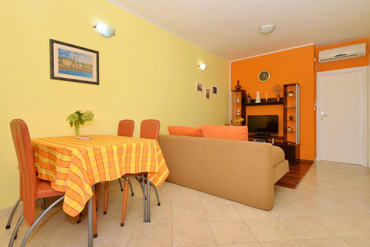 Apartments With A Parking Space Slatine, Ciovo - 5158 Трогир Экстерьер фото