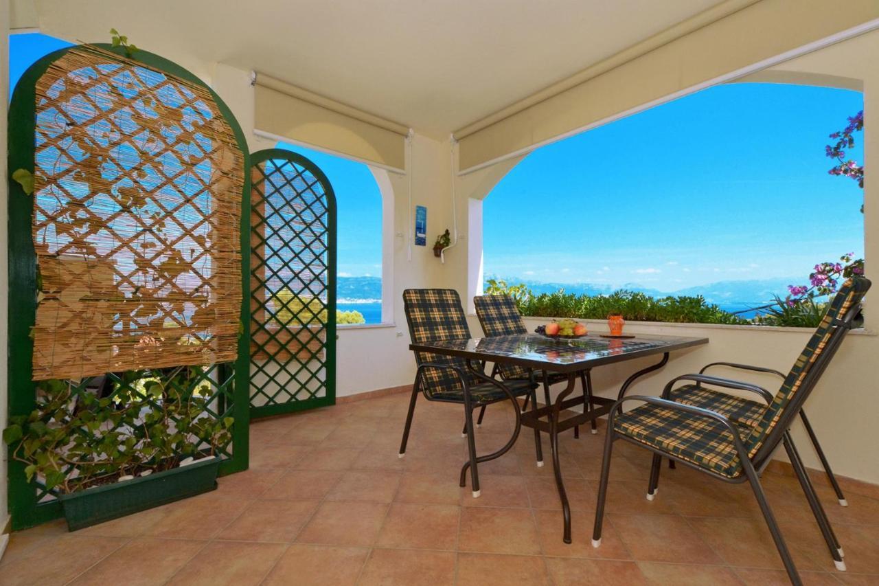 Apartments With A Parking Space Slatine, Ciovo - 5158 Трогир Экстерьер фото