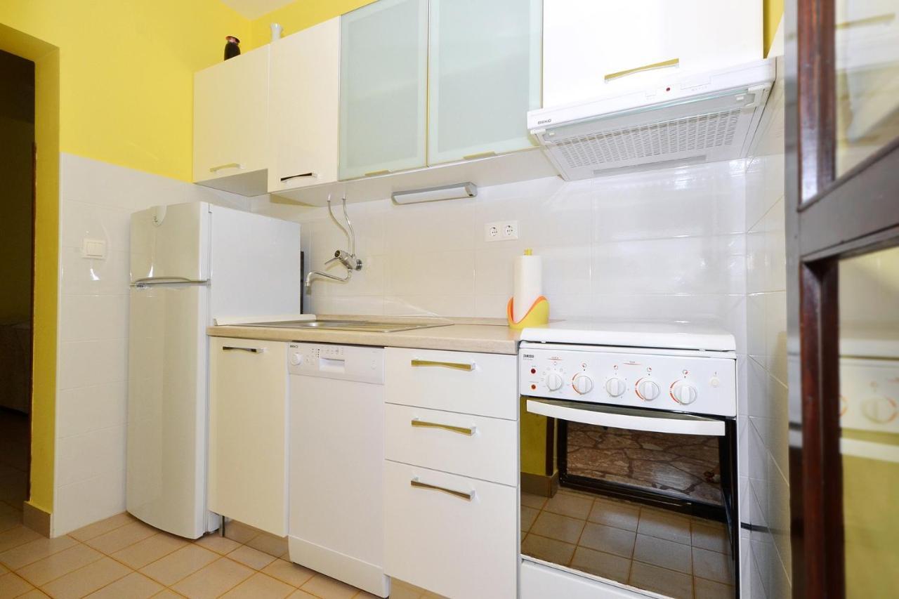 Apartments With A Parking Space Slatine, Ciovo - 5158 Трогир Экстерьер фото