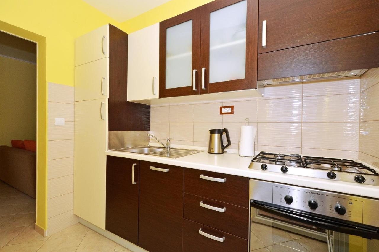Apartments With A Parking Space Slatine, Ciovo - 5158 Трогир Экстерьер фото