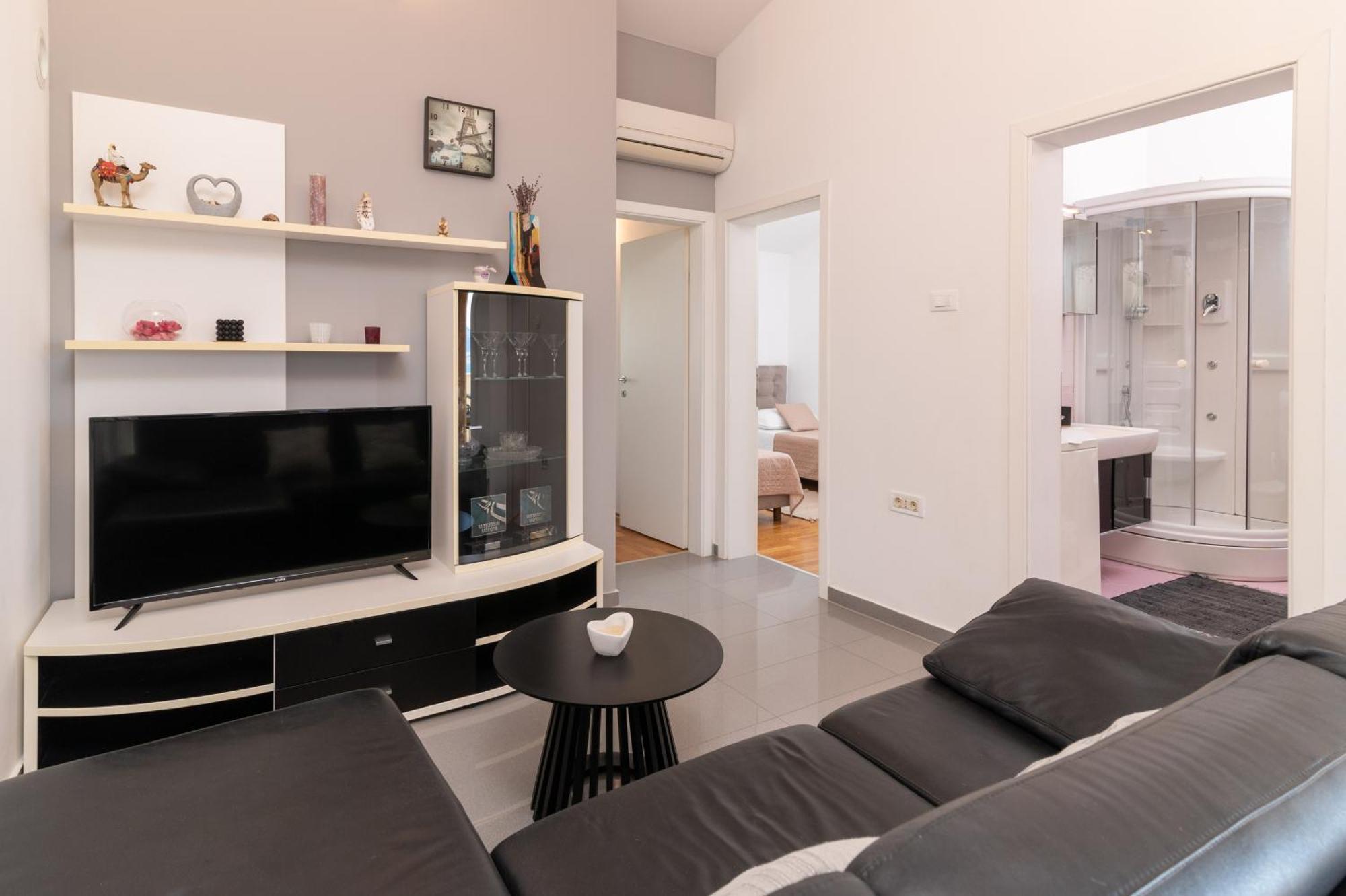 Apartments With A Parking Space Slatine, Ciovo - 5158 Трогир Экстерьер фото